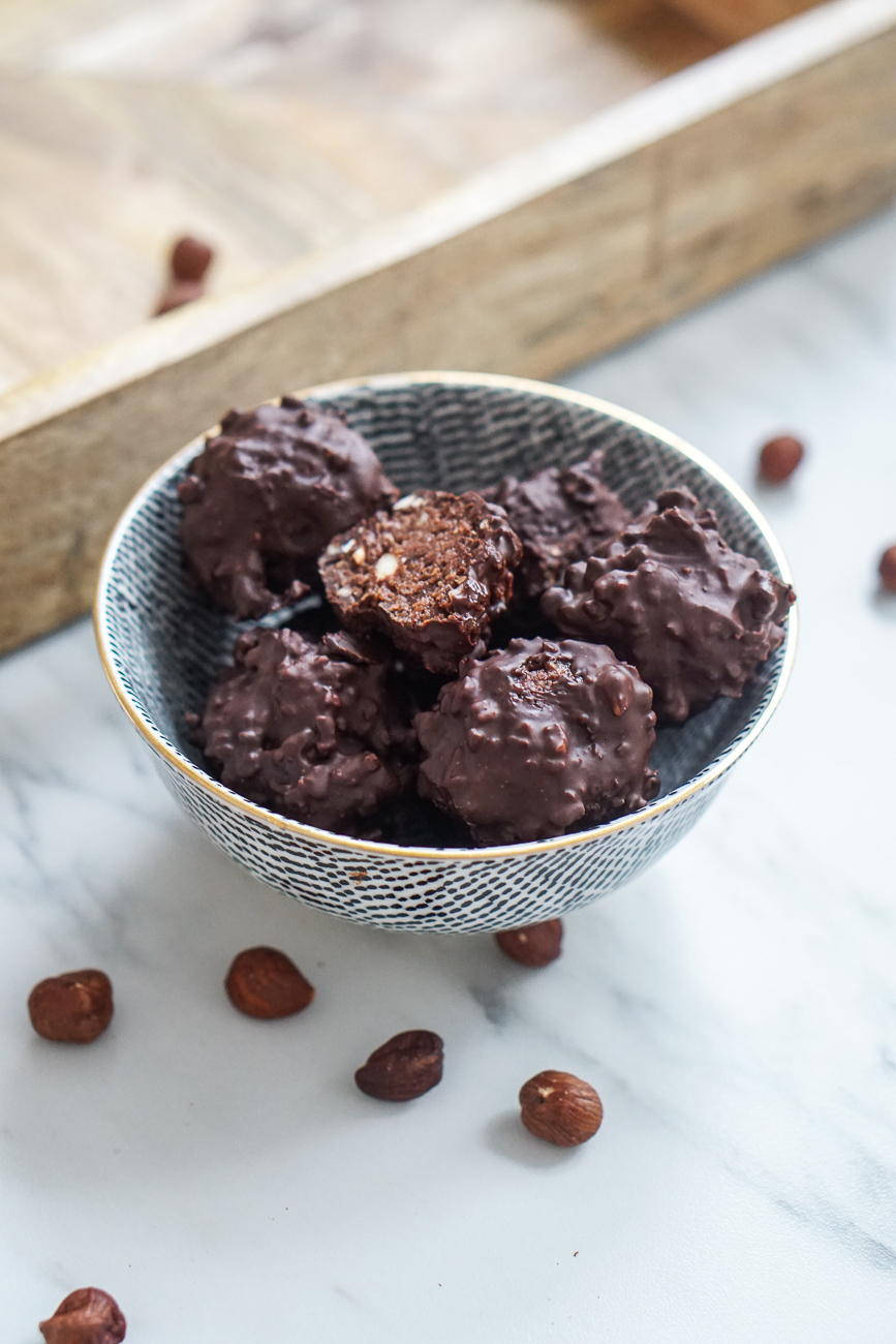 Clean Eating Treat: Rocher Kugeln